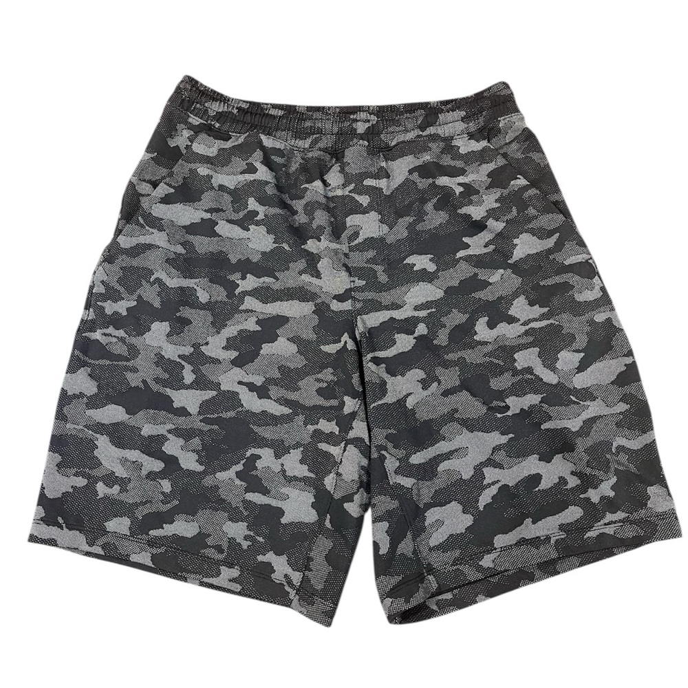 Lululemon Pace Breaker Shorts Men size M - Camo lined 9" inseam